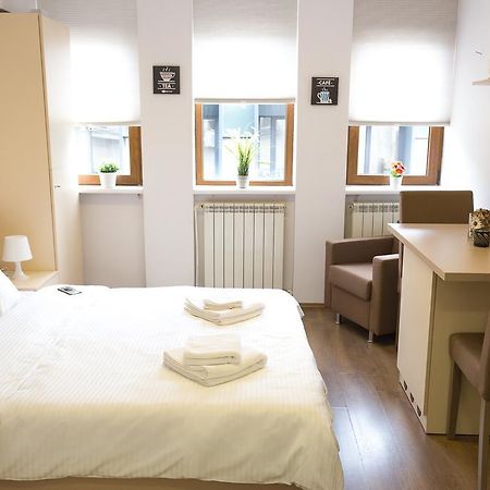 Grand Central Accommodation - Smardan Bucareste Exterior foto