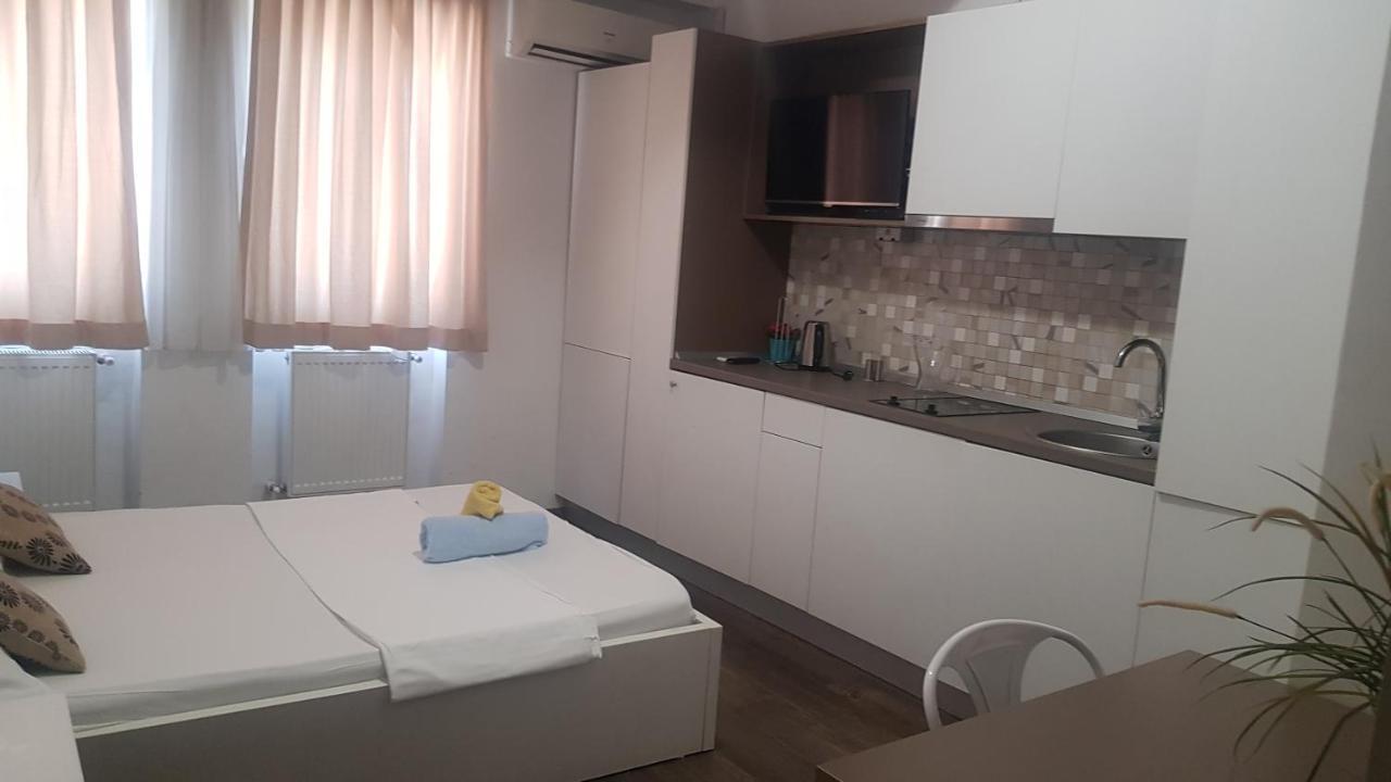 Grand Central Accommodation - Smardan Bucareste Exterior foto